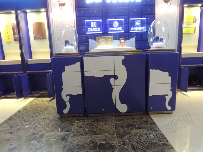 精品中藥柜，好前衛(wèi)